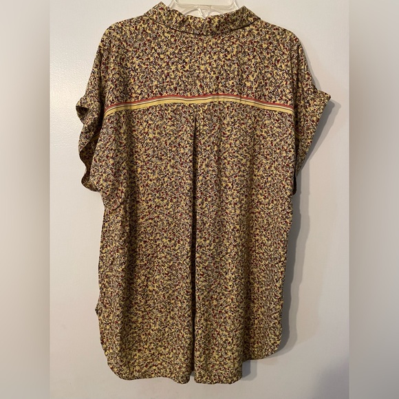 Max Studio Blouse Women Floral Yellow Button Up Short Sleeve Sz M - Picture 2 of 5